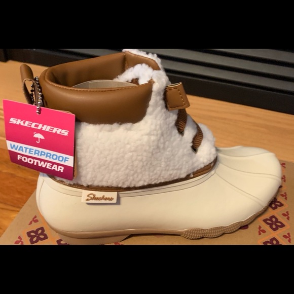 🔥Skechers Pond Sherpa Duck Waterproof Boots Women's Winter - Picture 8 of 9